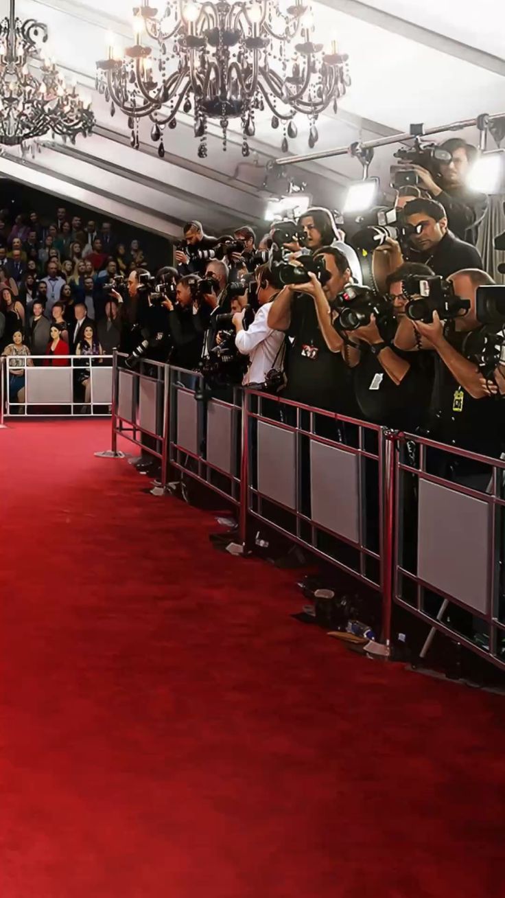 Read more about the article Influencers Reveal How Much Money They Make